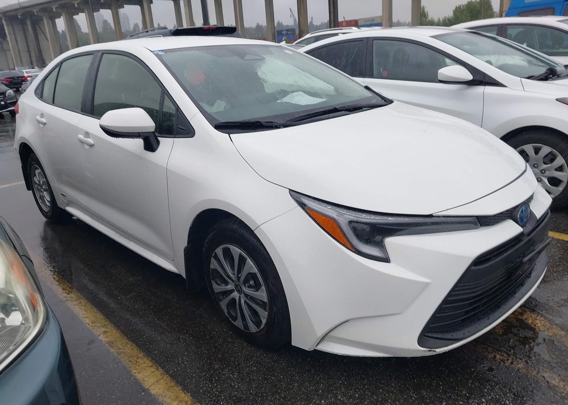 2024 TOYOTA COROLLA LE