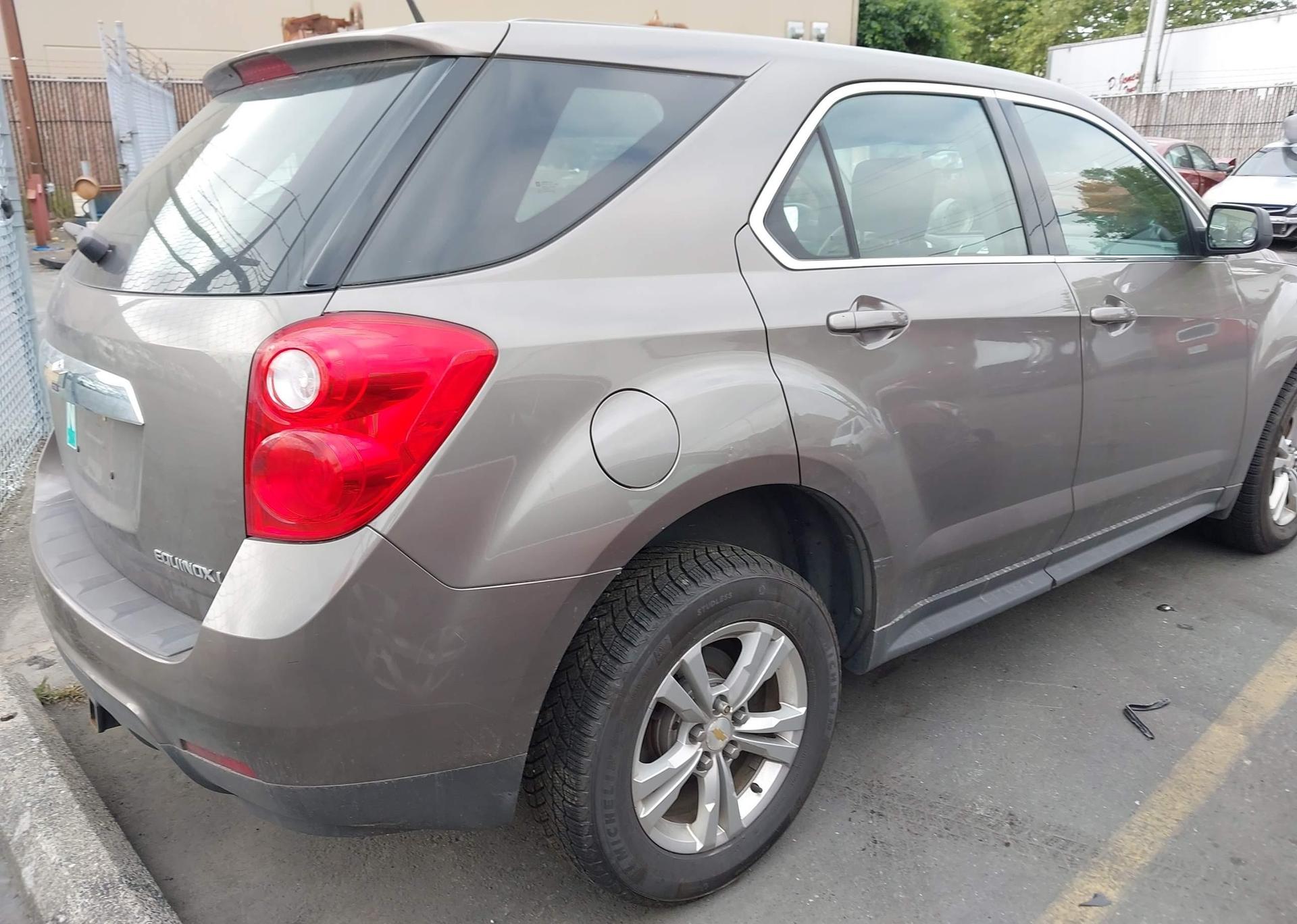 2010 CHEVROLET EQUINOX LS