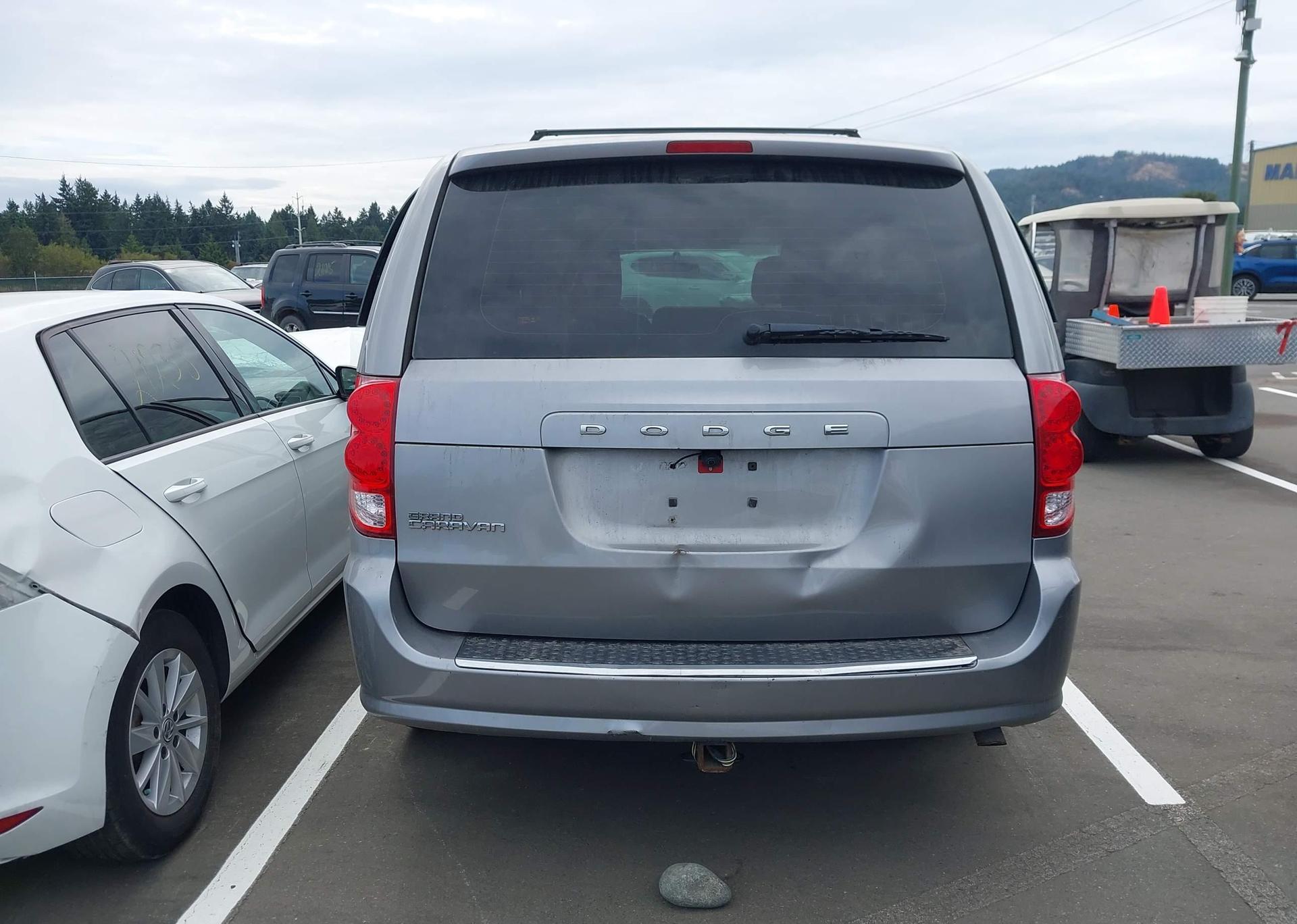 2016 DODGE GRAND CARAVAN SE