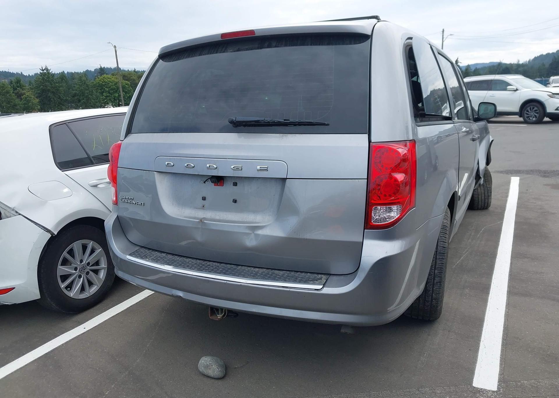 2016 DODGE GRAND CARAVAN SE
