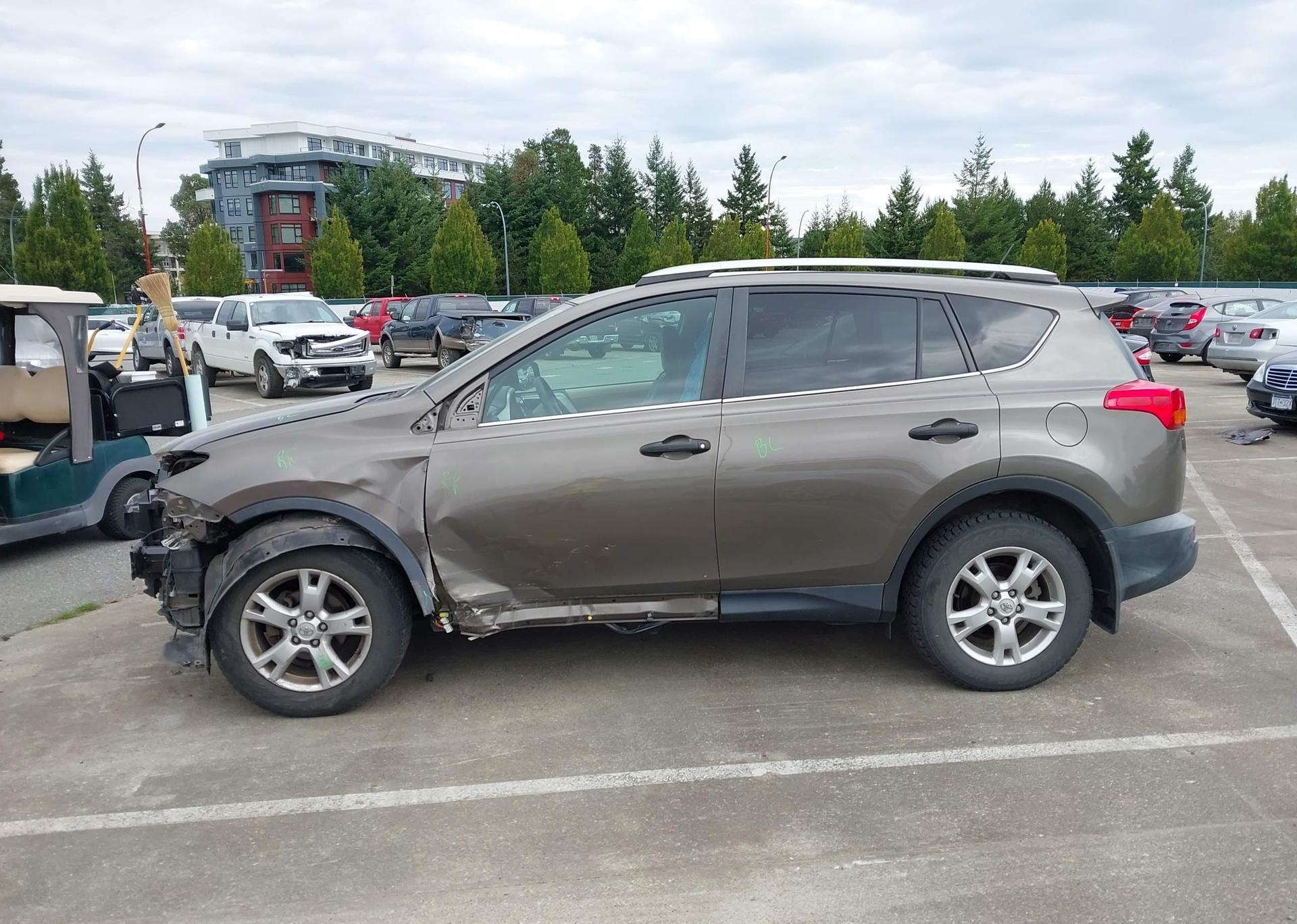 2013 TOYOTA RAV4