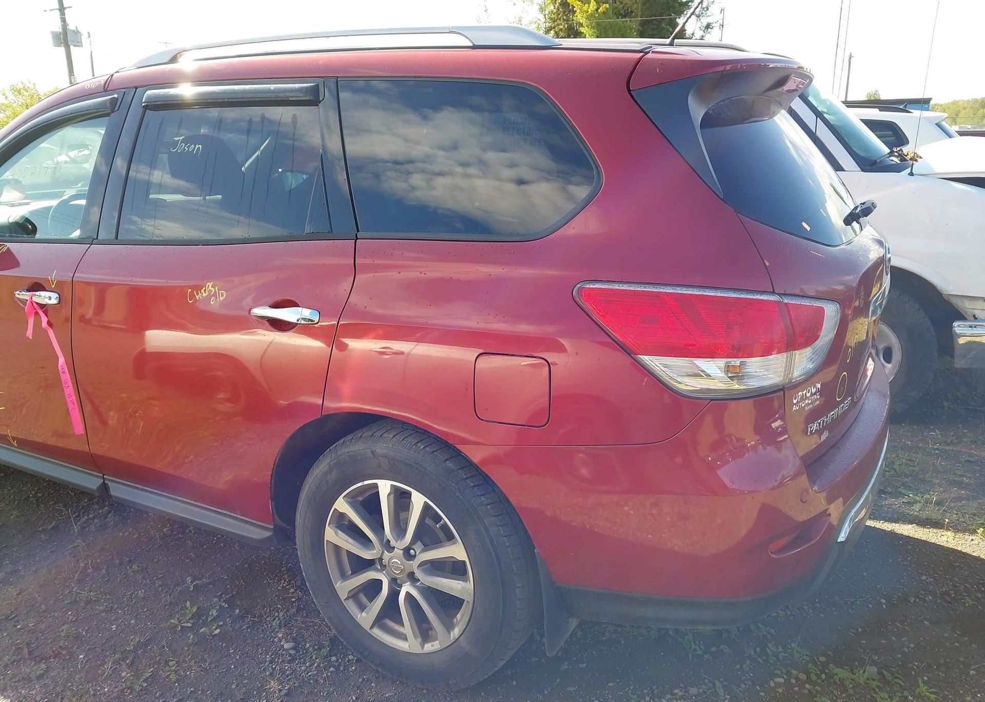 2014 NISSAN PATHFINDER S