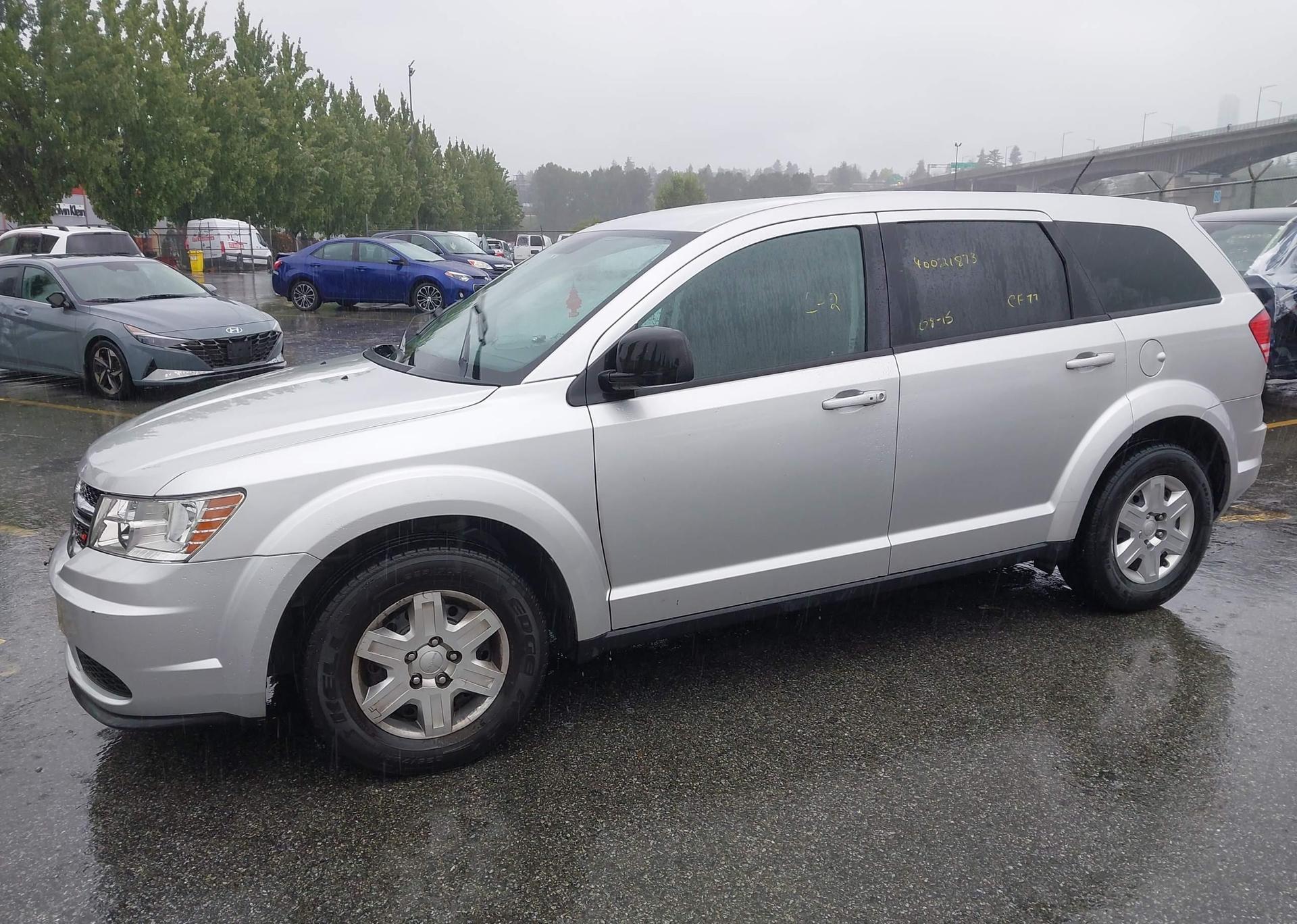 2012 DODGE JOURNEY SE