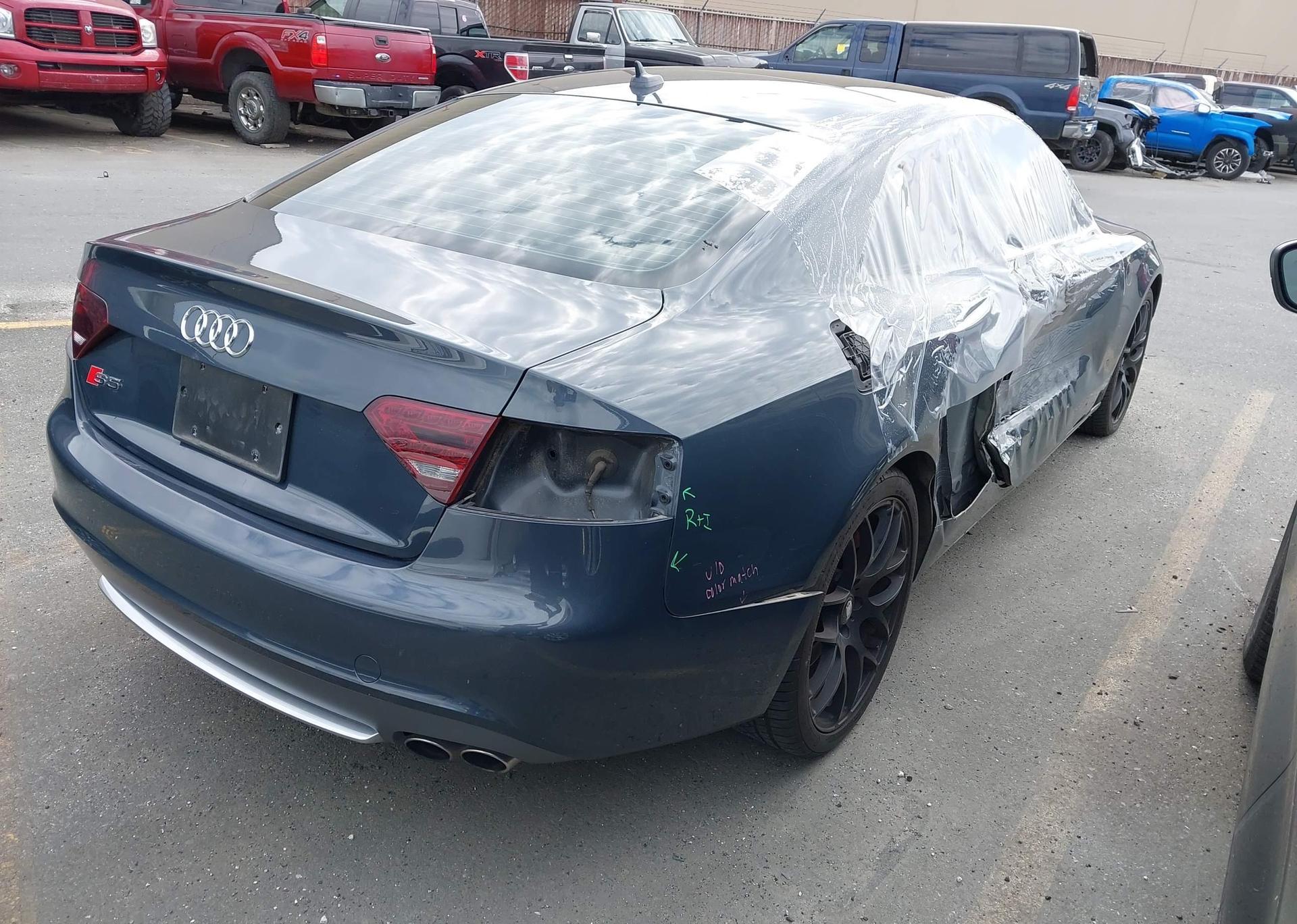 2010 AUDI S5