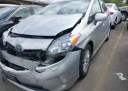 2014 TOYOTA PRIUS PLUG-IN