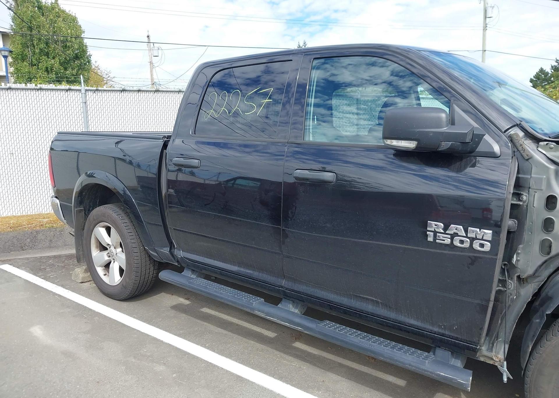 2018 RAM 1500 SLT