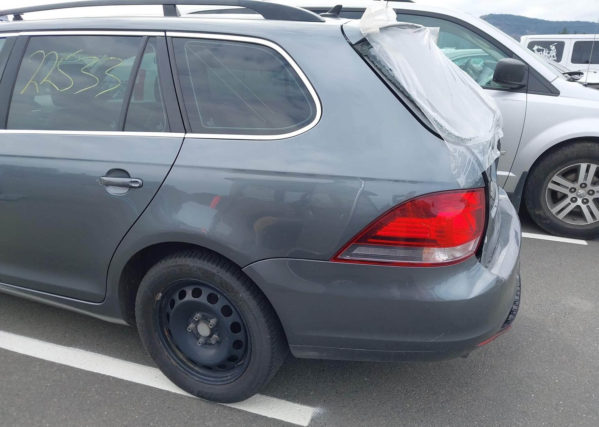 2014 VOLKSWAGEN GOLF