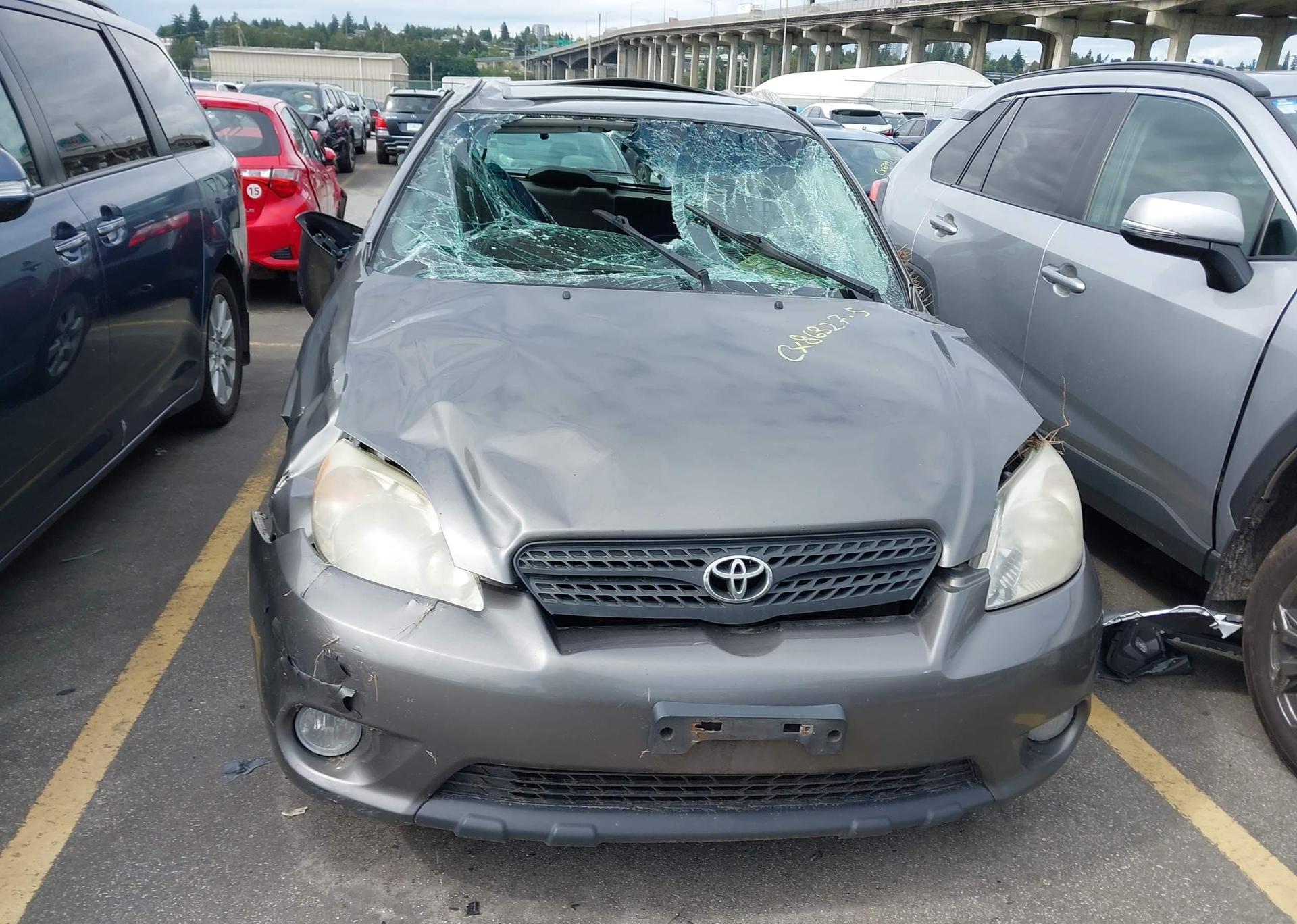 2005 TOYOTA COROLLA MATRIX XR