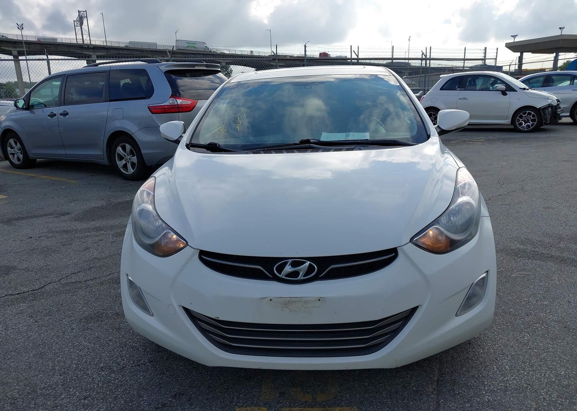 2013 HYUNDAI ELANTRA GLS