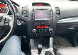 2011 KIA SORENTO SX
