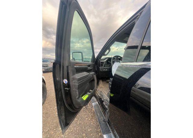 2024 GMC SIERRA K3500 DENALI