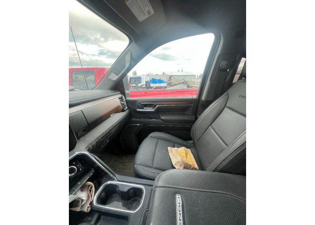 2024 GMC SIERRA K3500 DENALI