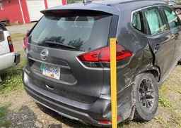 2017 NISSAN ROGUE