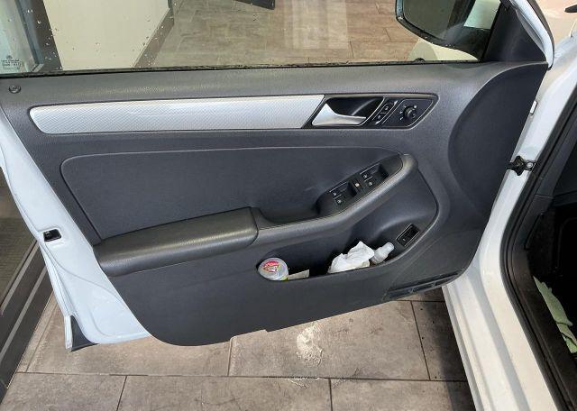 2016 VOLKSWAGEN JETTA