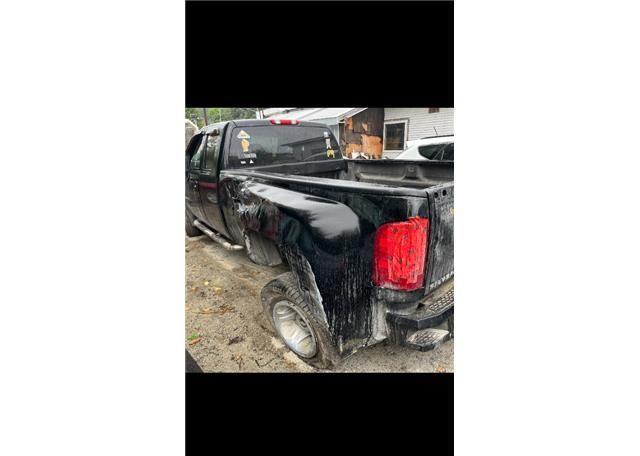 2011 CHEVROLET SILVERADO K3500 LTZ