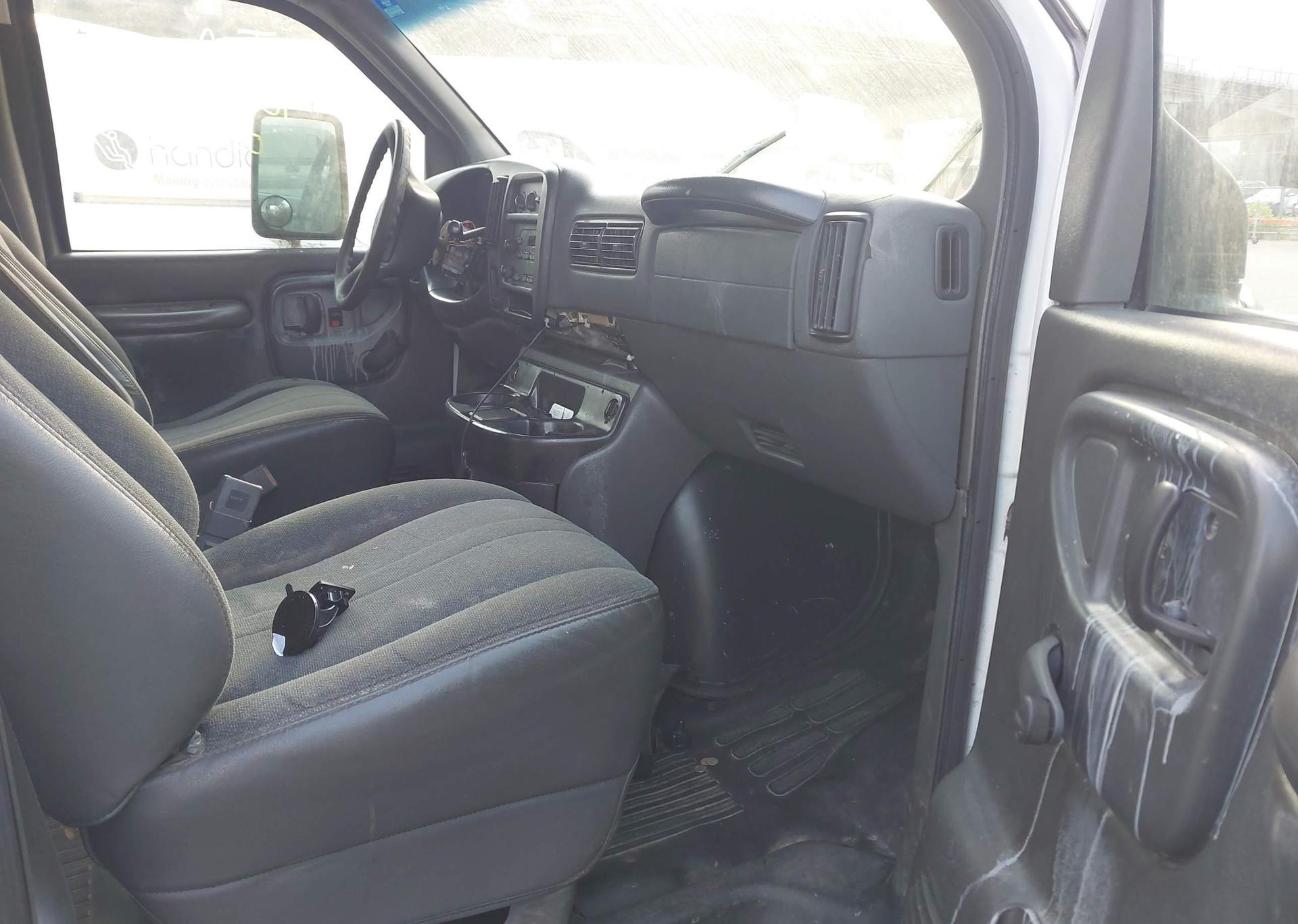 2002 CHEVROLET EXPRESS G3500
