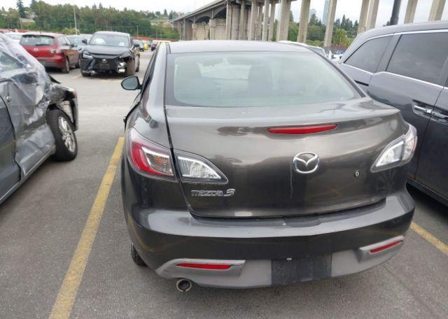 2010 MAZDA 3 I