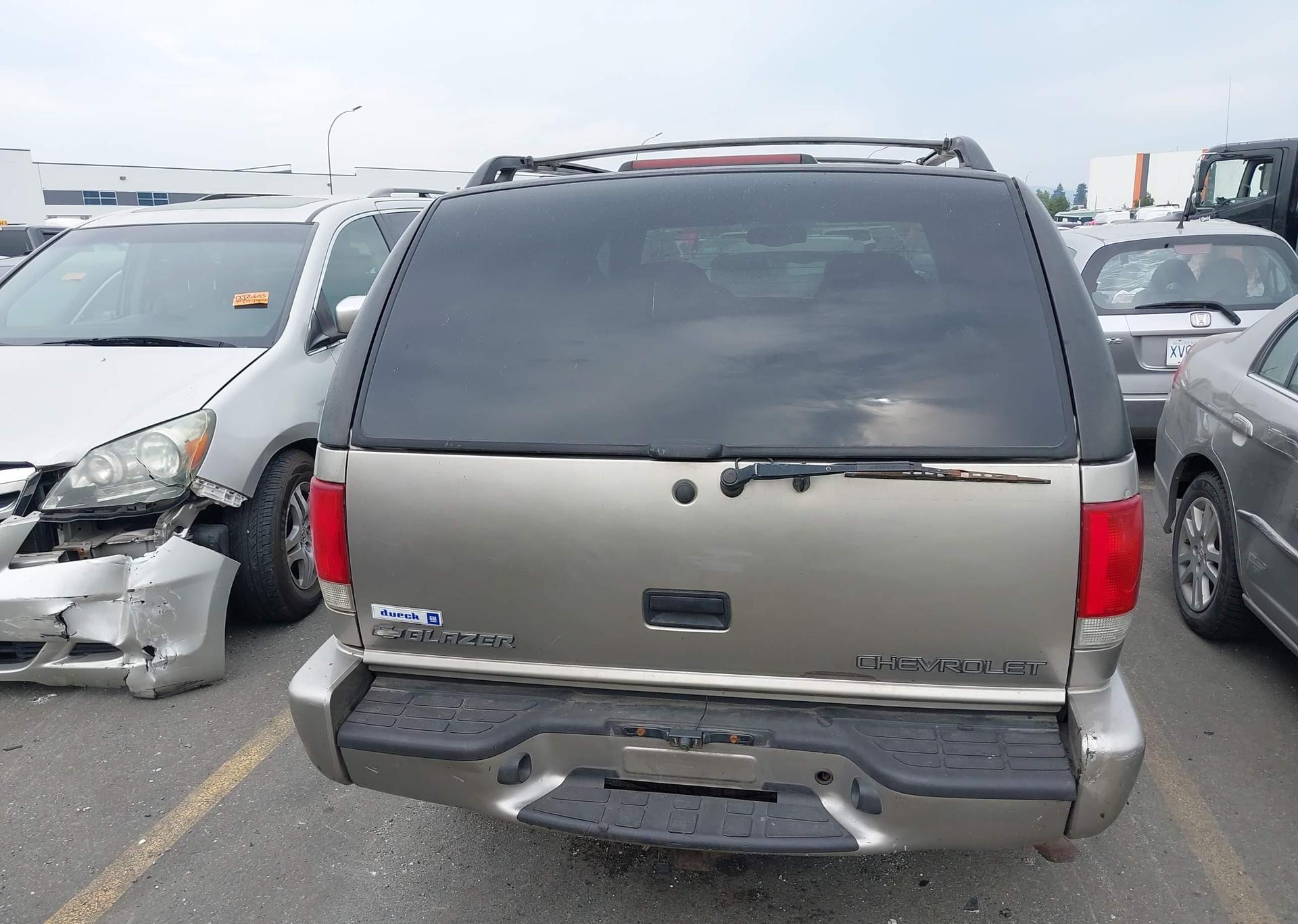 2000 CHEVROLET BLAZER