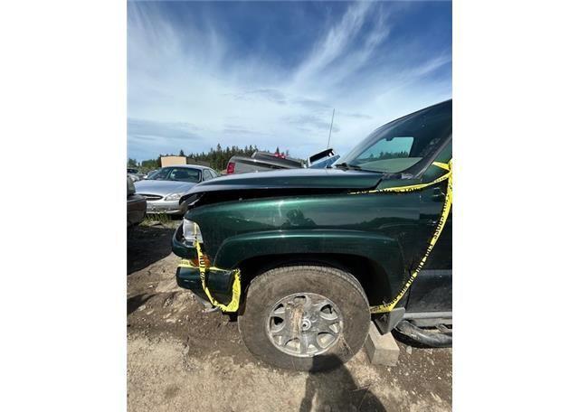 2002 CHEVROLET TAHOE