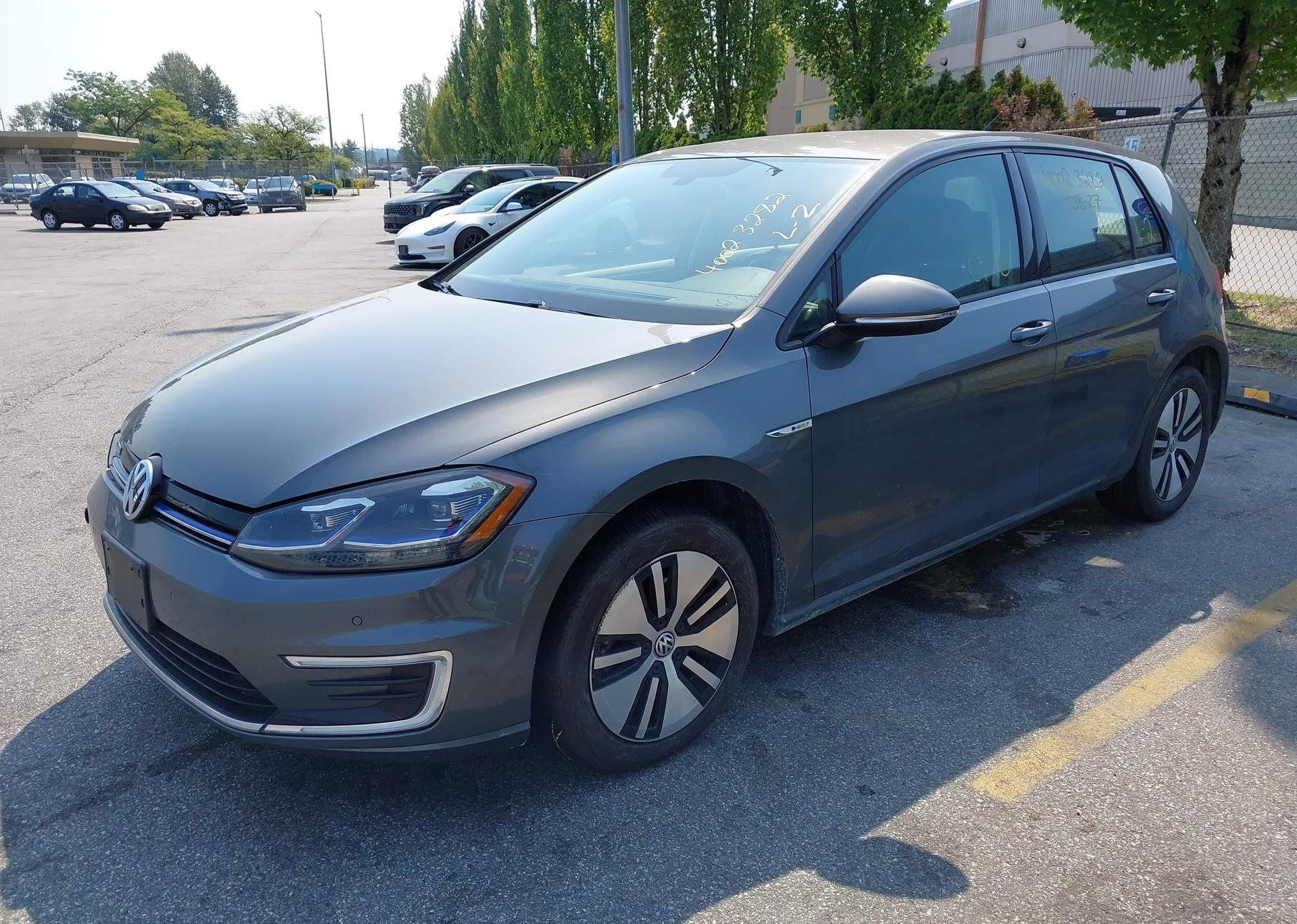 2019 VOLKSWAGEN GOLF