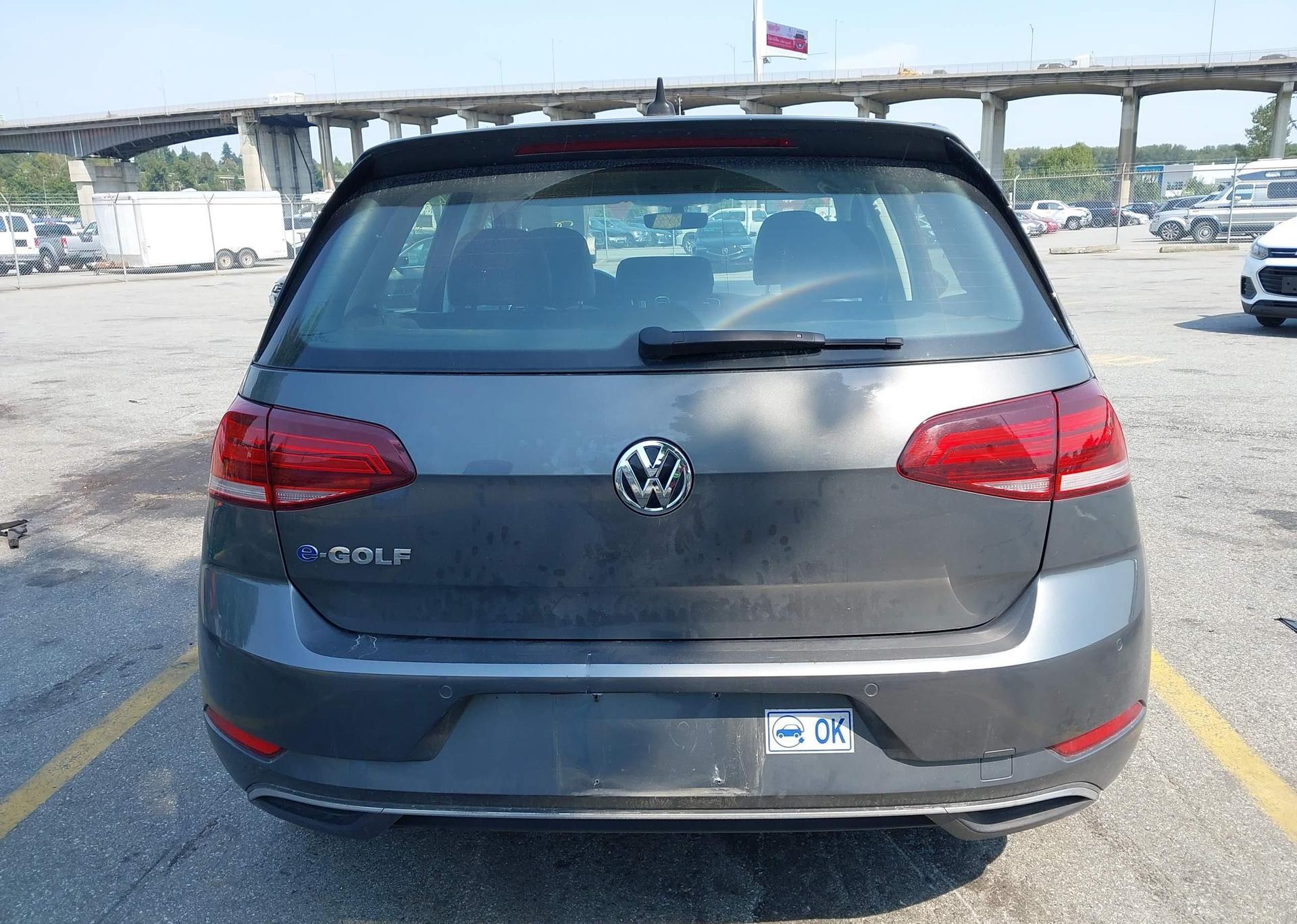 2019 VOLKSWAGEN GOLF