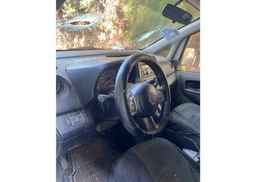 2013 NISSAN NV200 2.5S