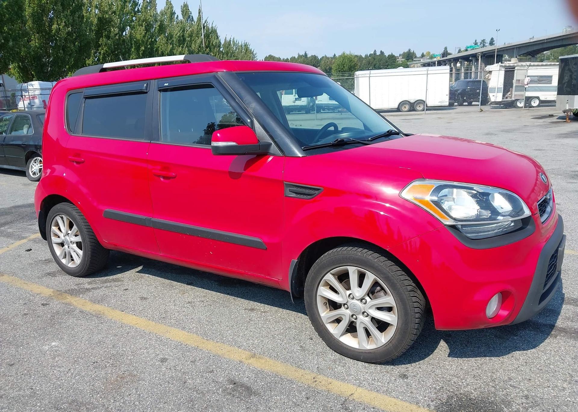 2013 KIA SOUL