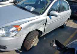 2010 HYUNDAI ACCENT GLS