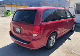 2013 DODGE GRAND CARAVAN SE