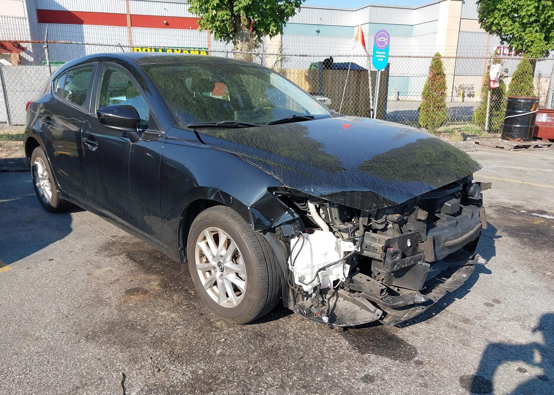 2015 MAZDA 3 TOURING