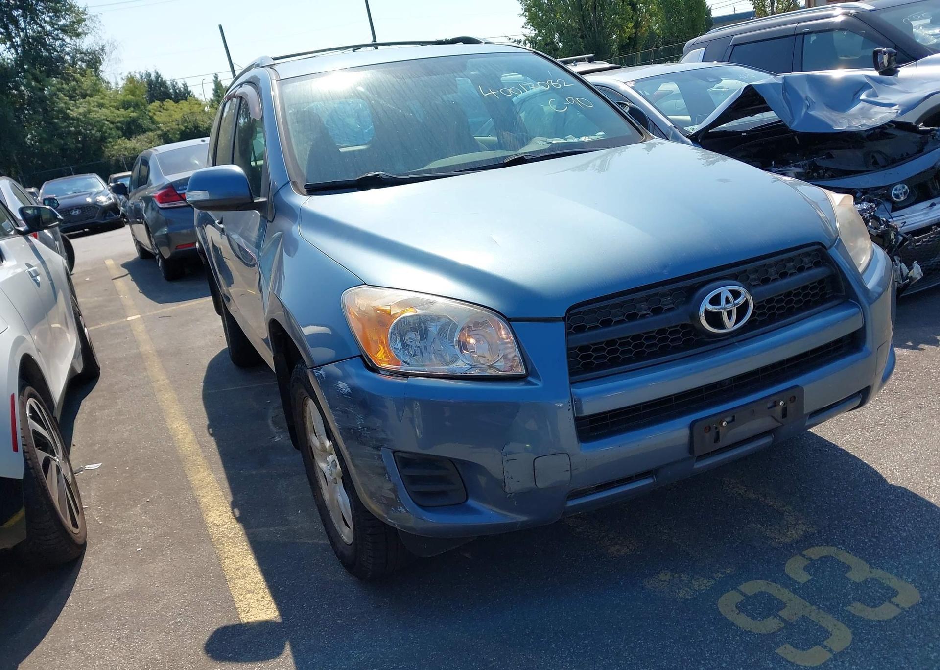 2011 TOYOTA RAV4