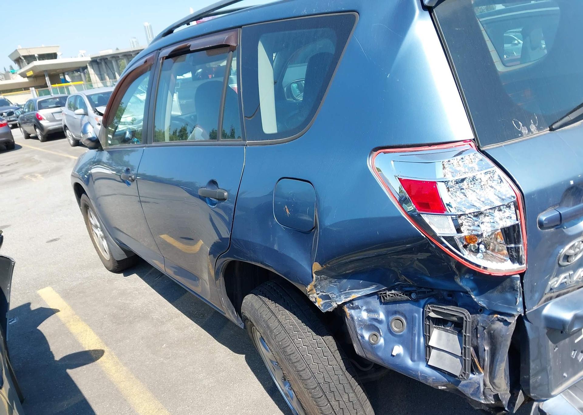 2011 TOYOTA RAV4