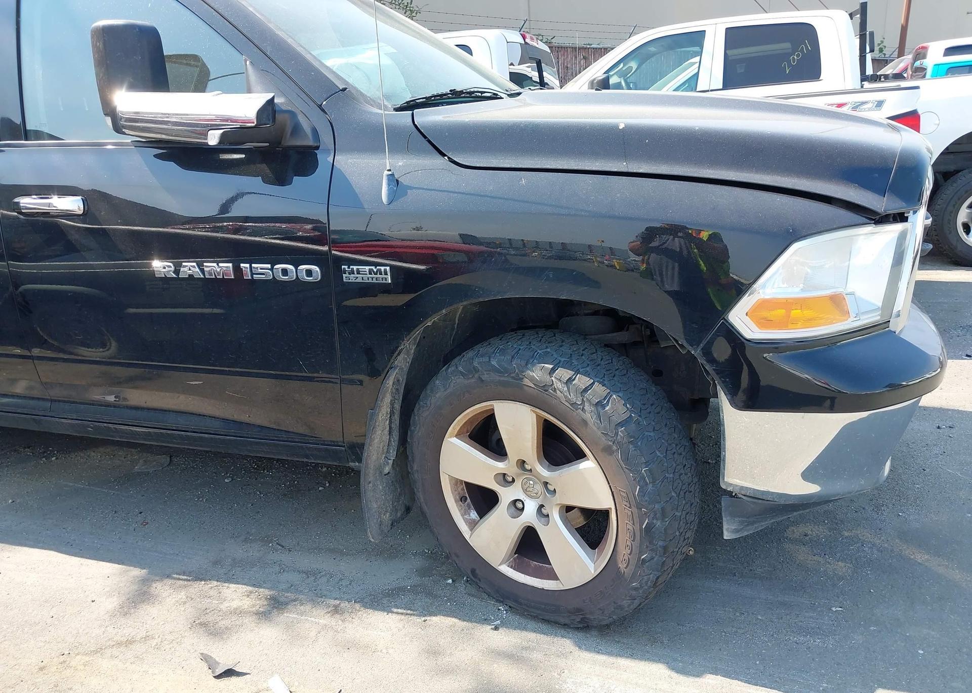 2012 DODGE RAM 1500 SLT