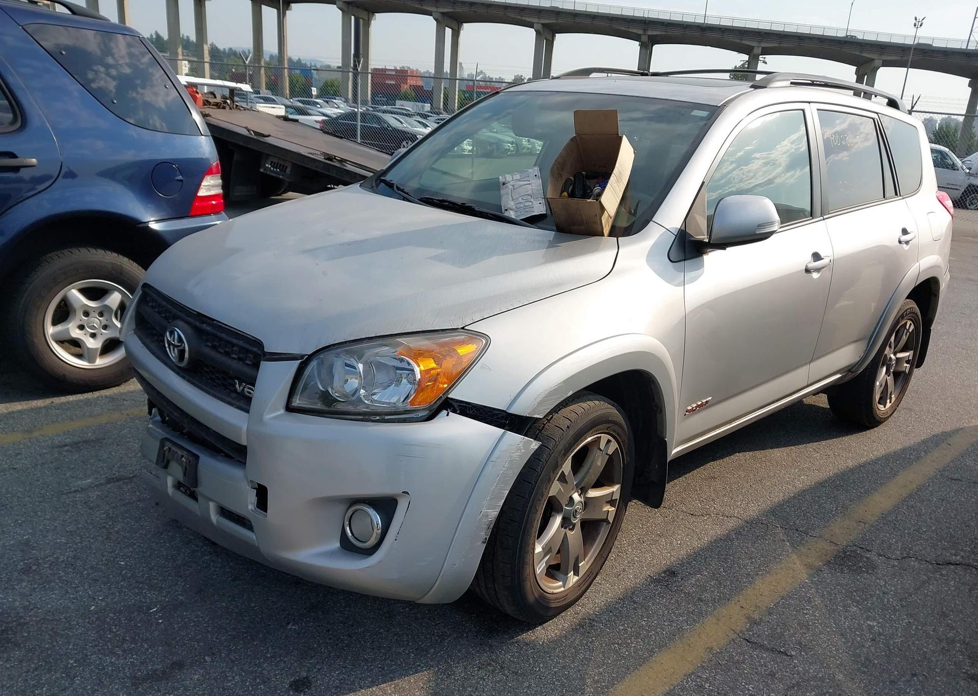 2011 TOYOTA RAV4