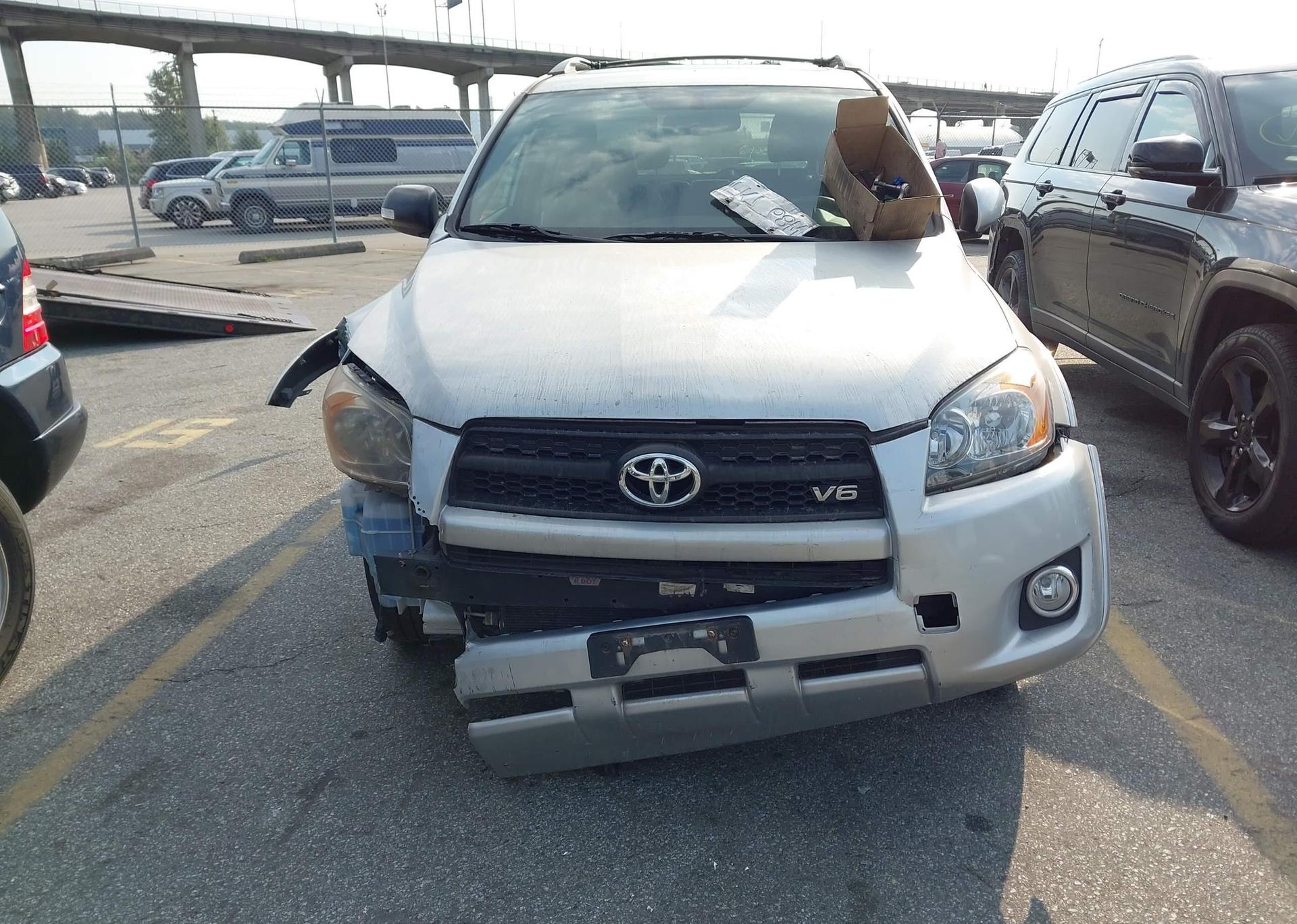 2011 TOYOTA RAV4