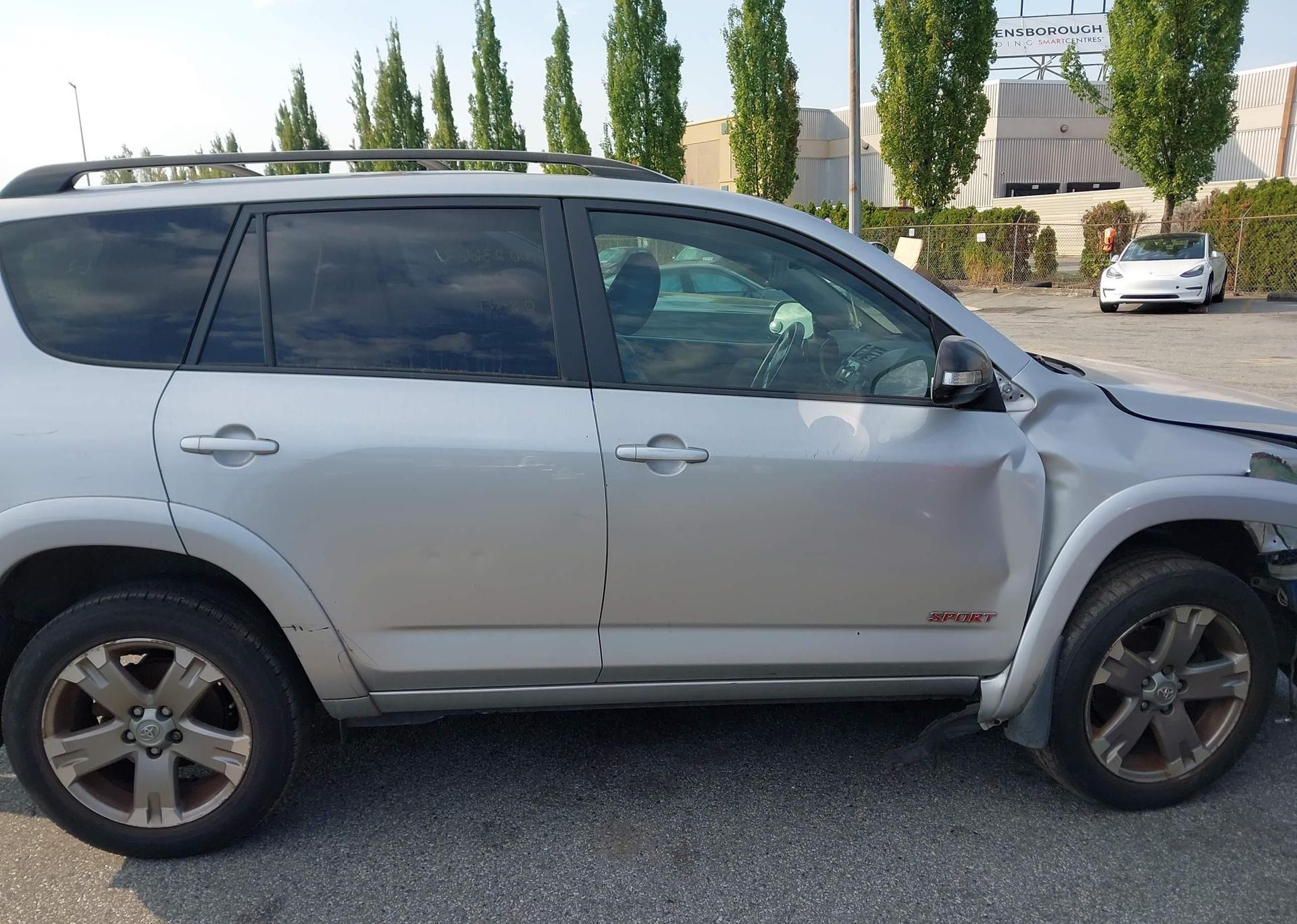 2011 TOYOTA RAV4