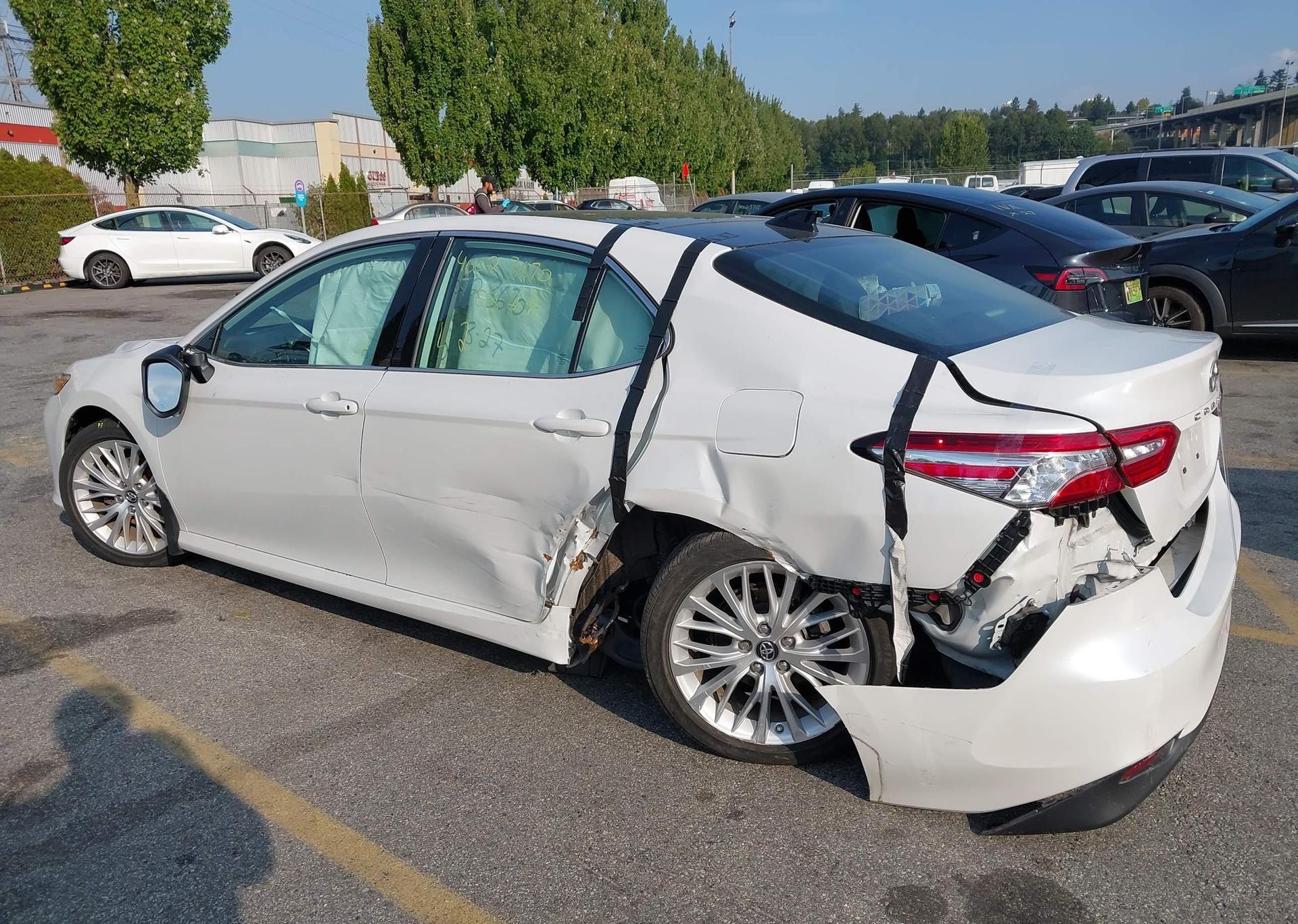 2019 TOYOTA CAMRY