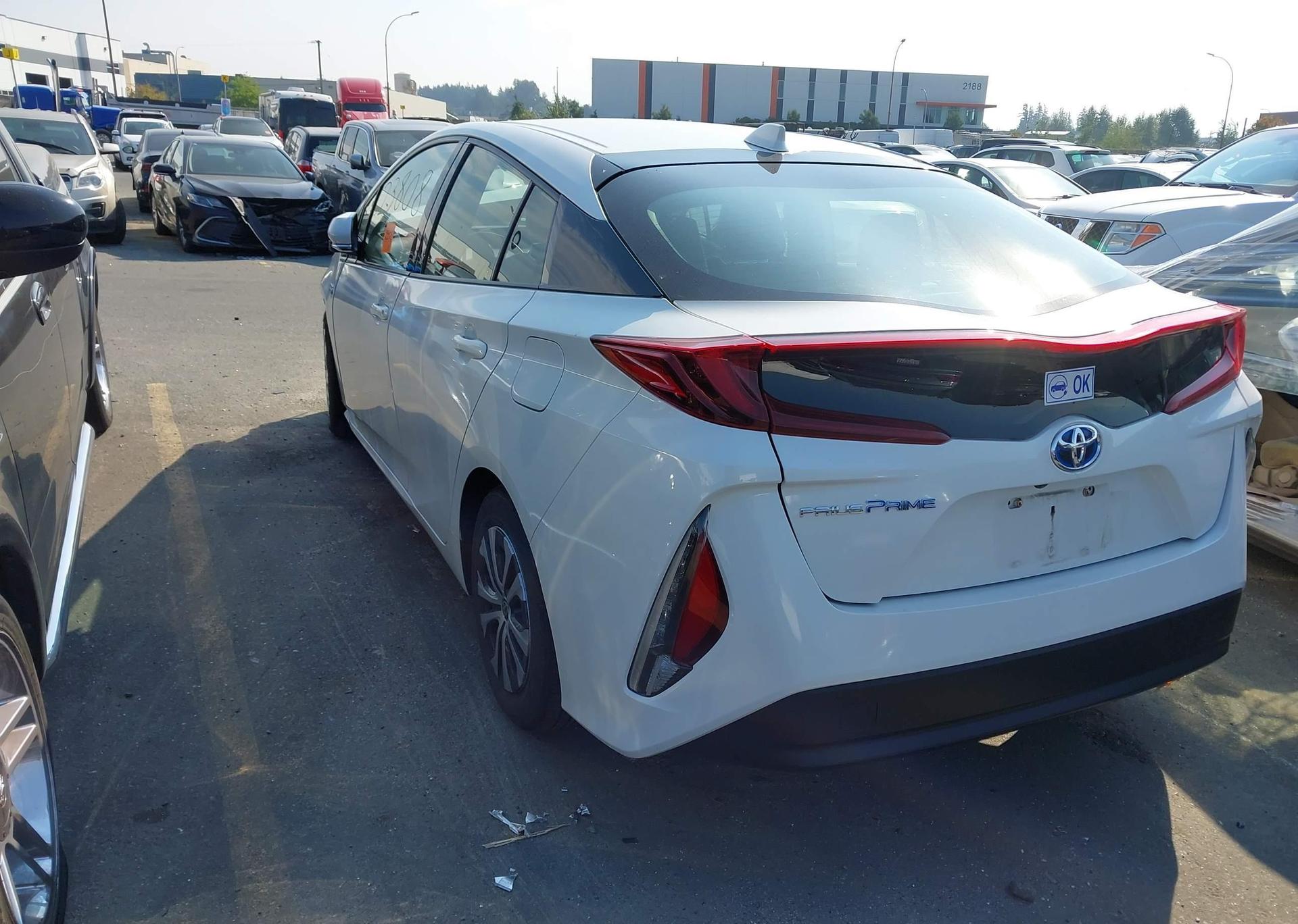 2020 TOYOTA PRIUS