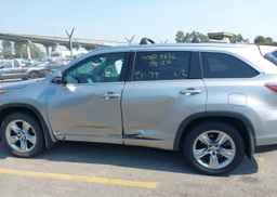 2015 TOYOTA HIGHLANDER LIMITED