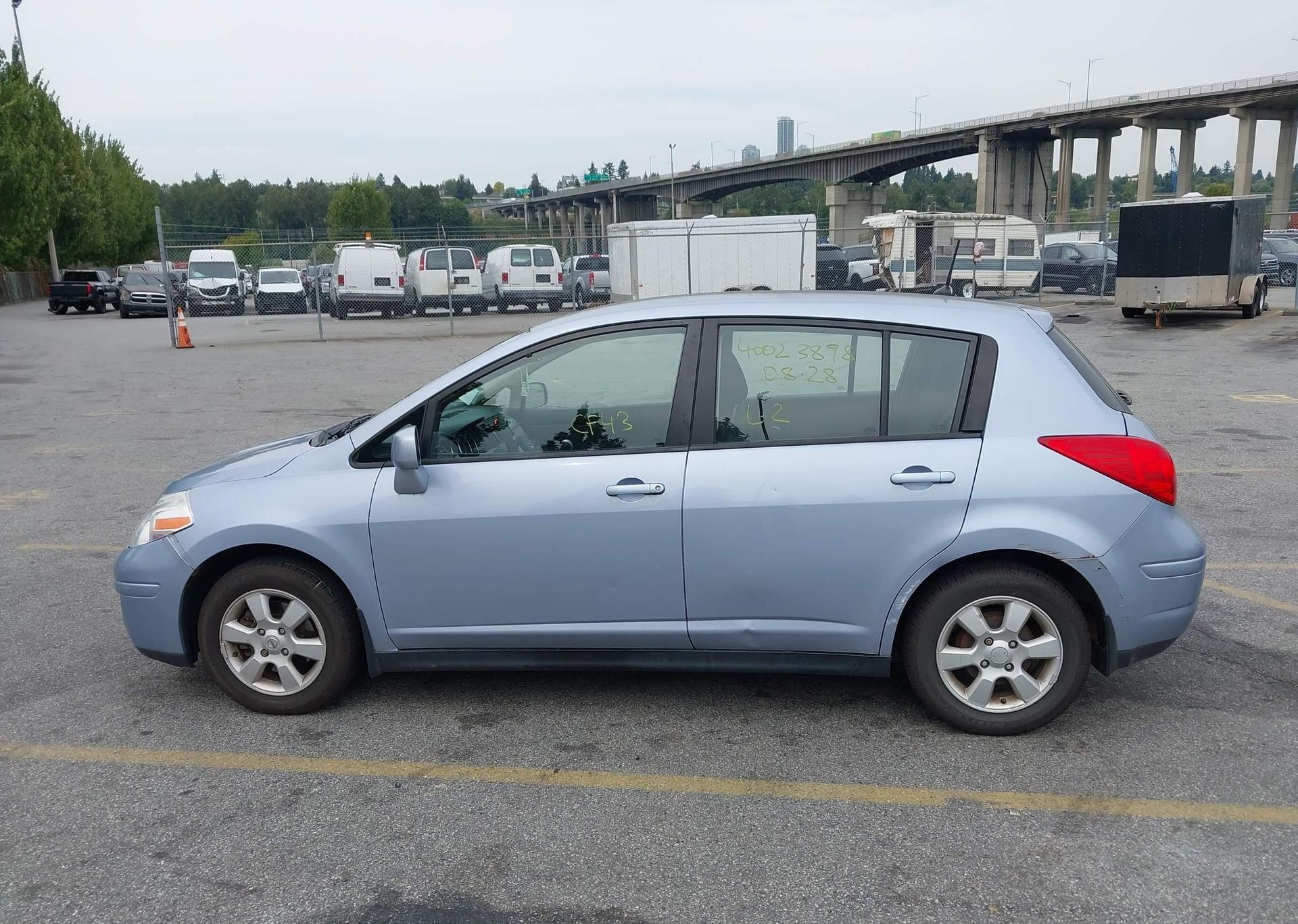 2009 NISSAN VERSA