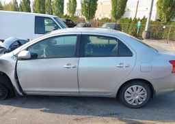 2010 TOYOTA YARIS