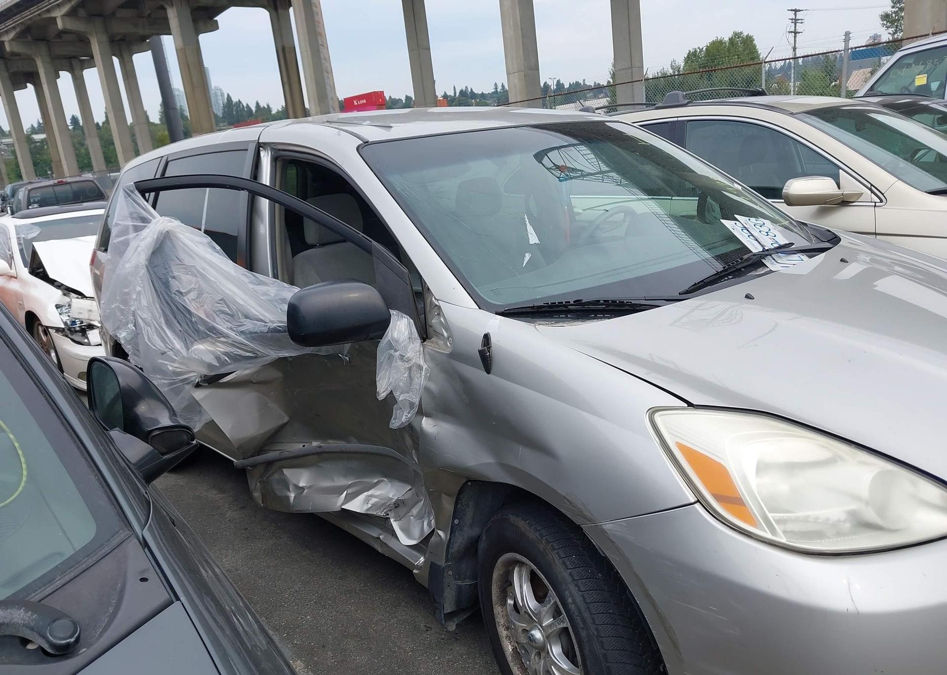 2005 TOYOTA SIENNA CE