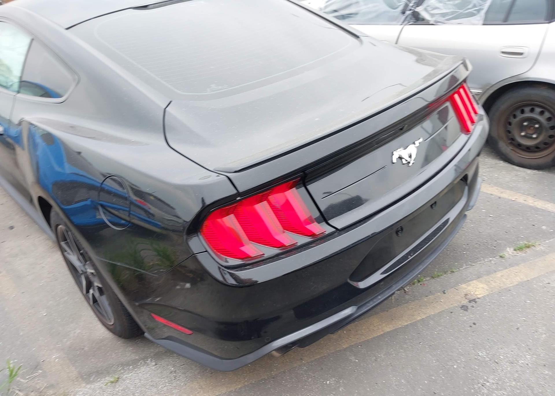 2020 FORD MUSTANG