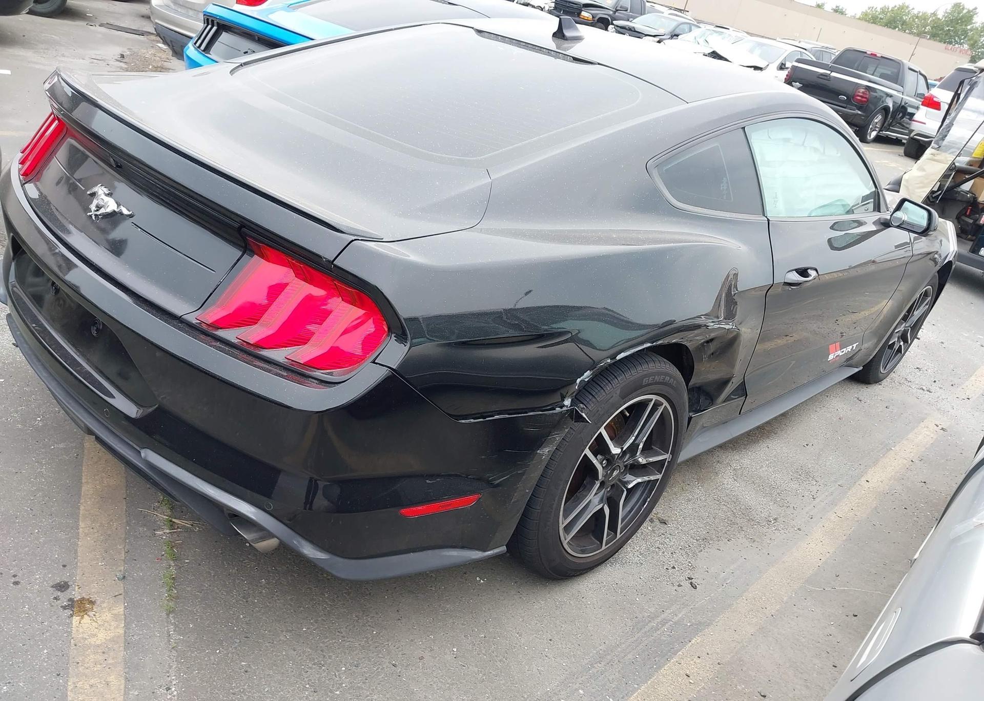 2020 FORD MUSTANG