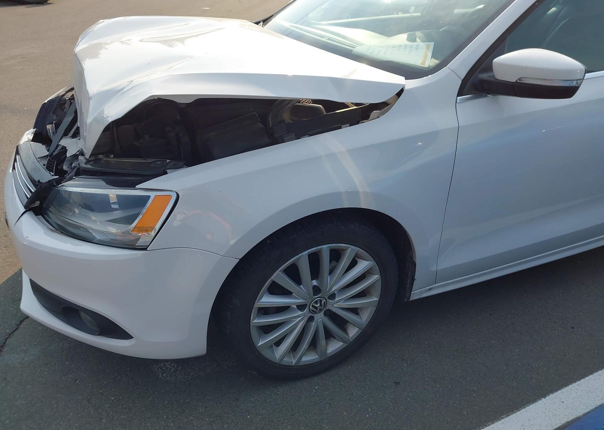 2012 VOLKSWAGEN JETTA SEL