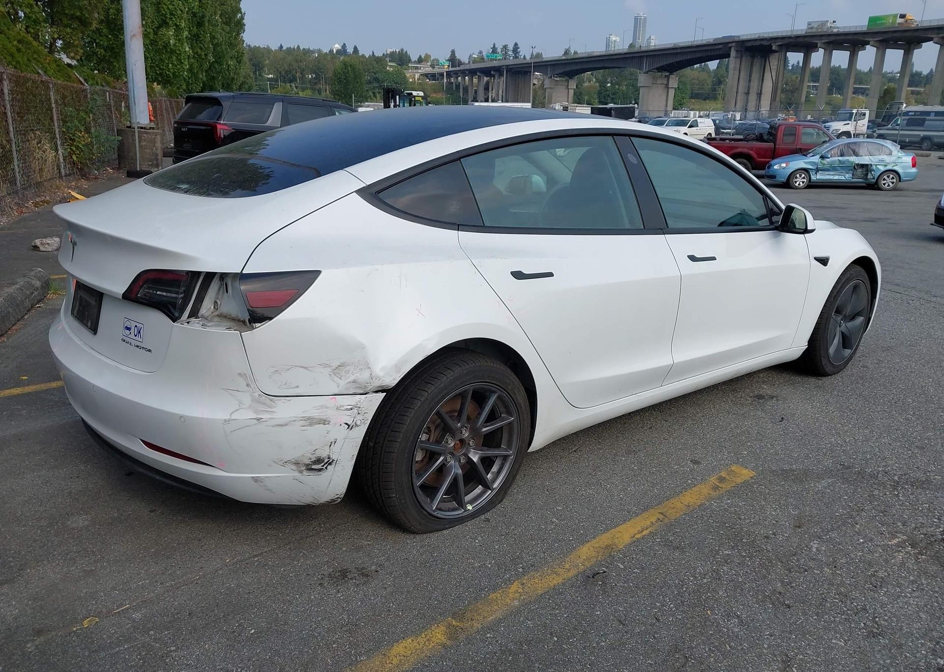 2022 TESLA MODEL 3
