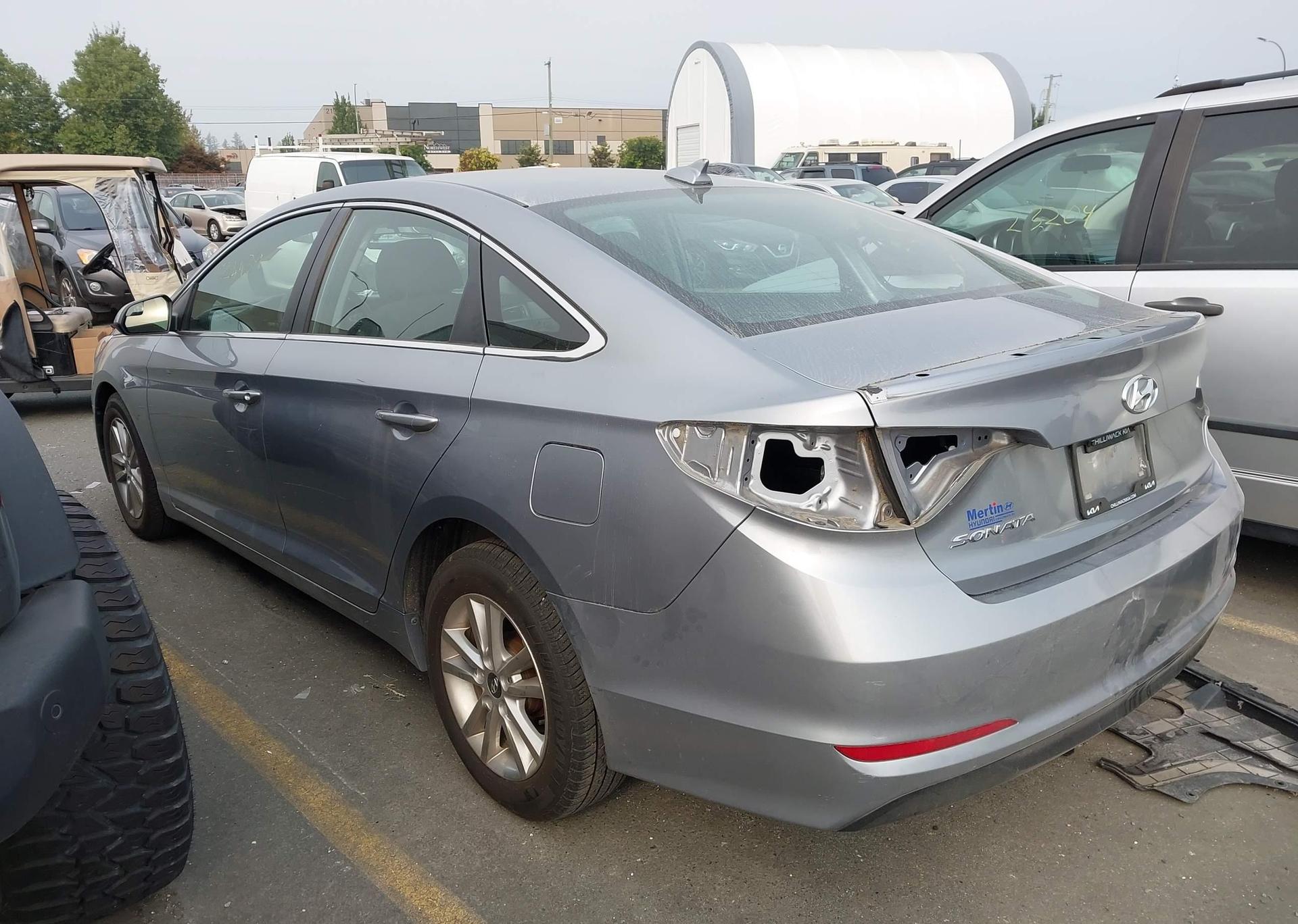 2016 HYUNDAI SONATA SE