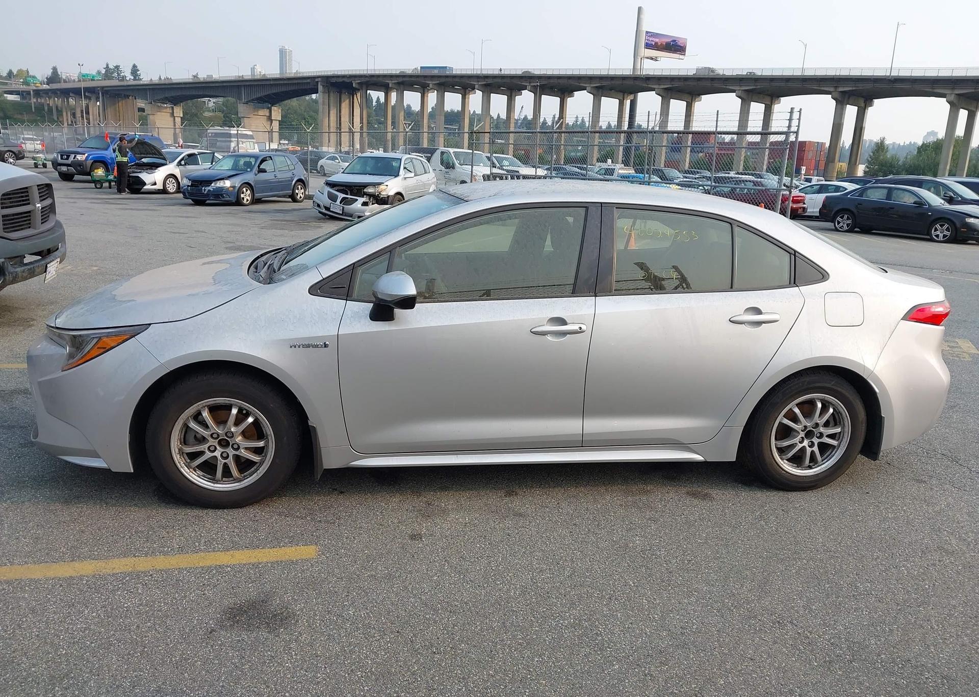 2021 TOYOTA COROLLA