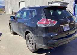 2015 NISSAN ROGUE