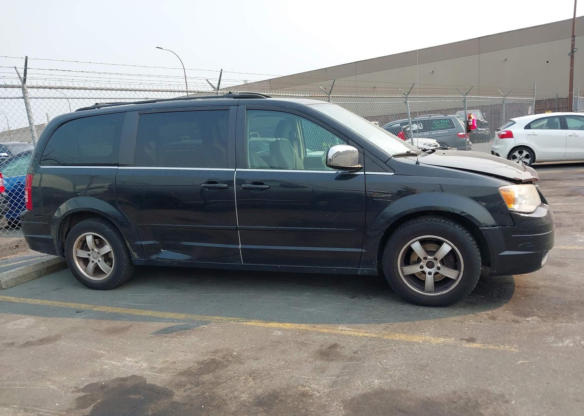 2008 CHRYSLER TOWN & COUNTRY TOURING
